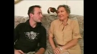 Dojrzała babcia pieprzy w la vieja de-las-компра Dojrzała babcia pieprzy w la vieja de-las-компра