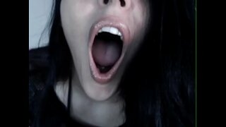 Cum i mo bhéal agus mé squirt! Cum i mo bhéal agus mé squirt!